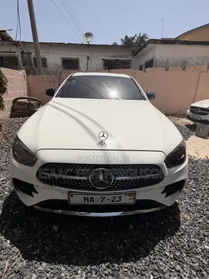 Mercedes-Benz E300 2017 White
