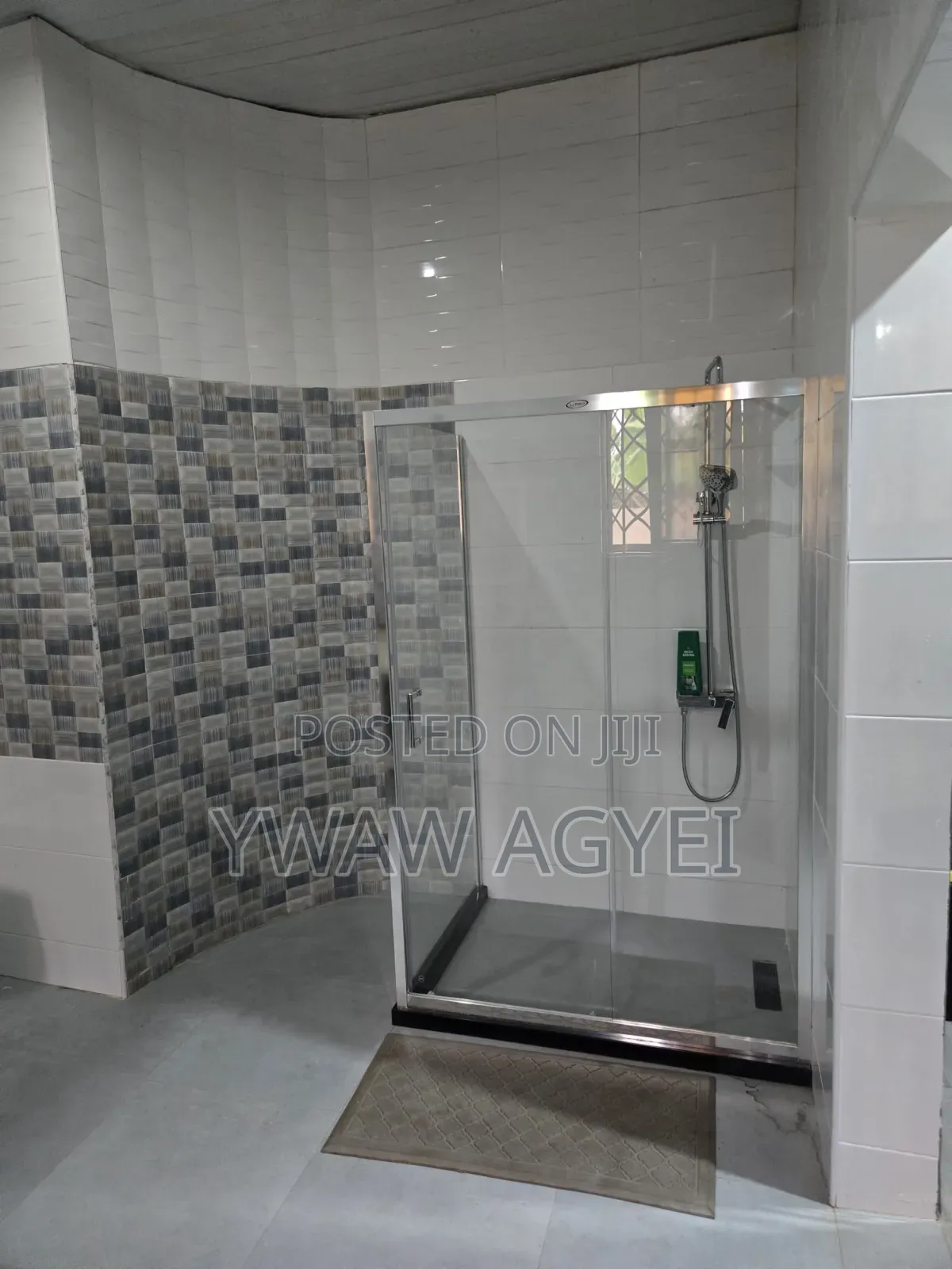 Furnished 8bdrm House in Coastal Estates, Afienya for sale