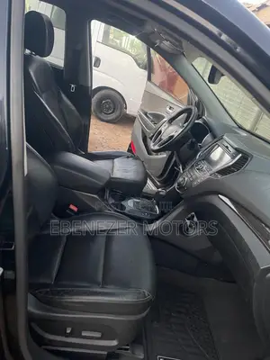 Hyundai Santa Fe 2016 Black