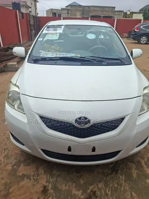 Toyota Belta 2010 White