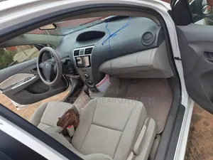 Toyota Belta 2010 White
