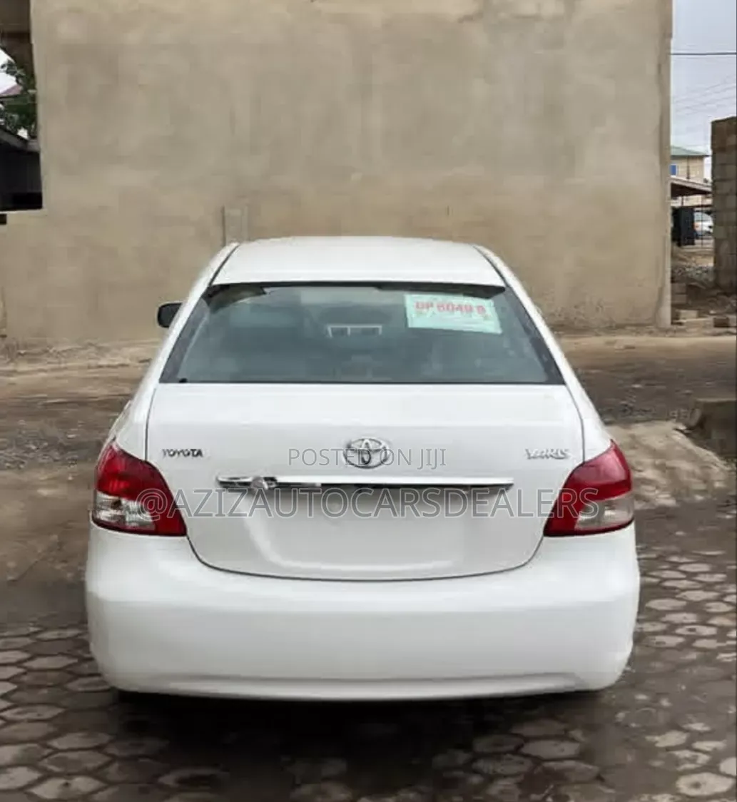 Toyota Belta 2010 White