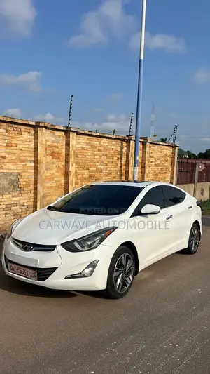 Hyundai Elantra Limited 4dr Sedan (1.8L 4cyl 6A) 2015 White