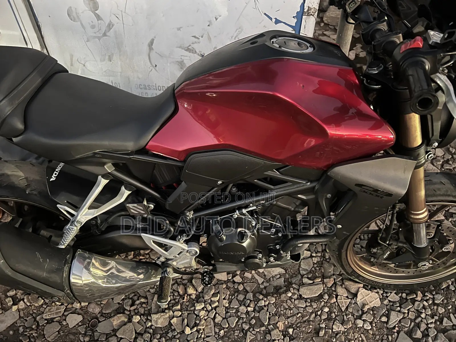 Honda CB 2023 Red