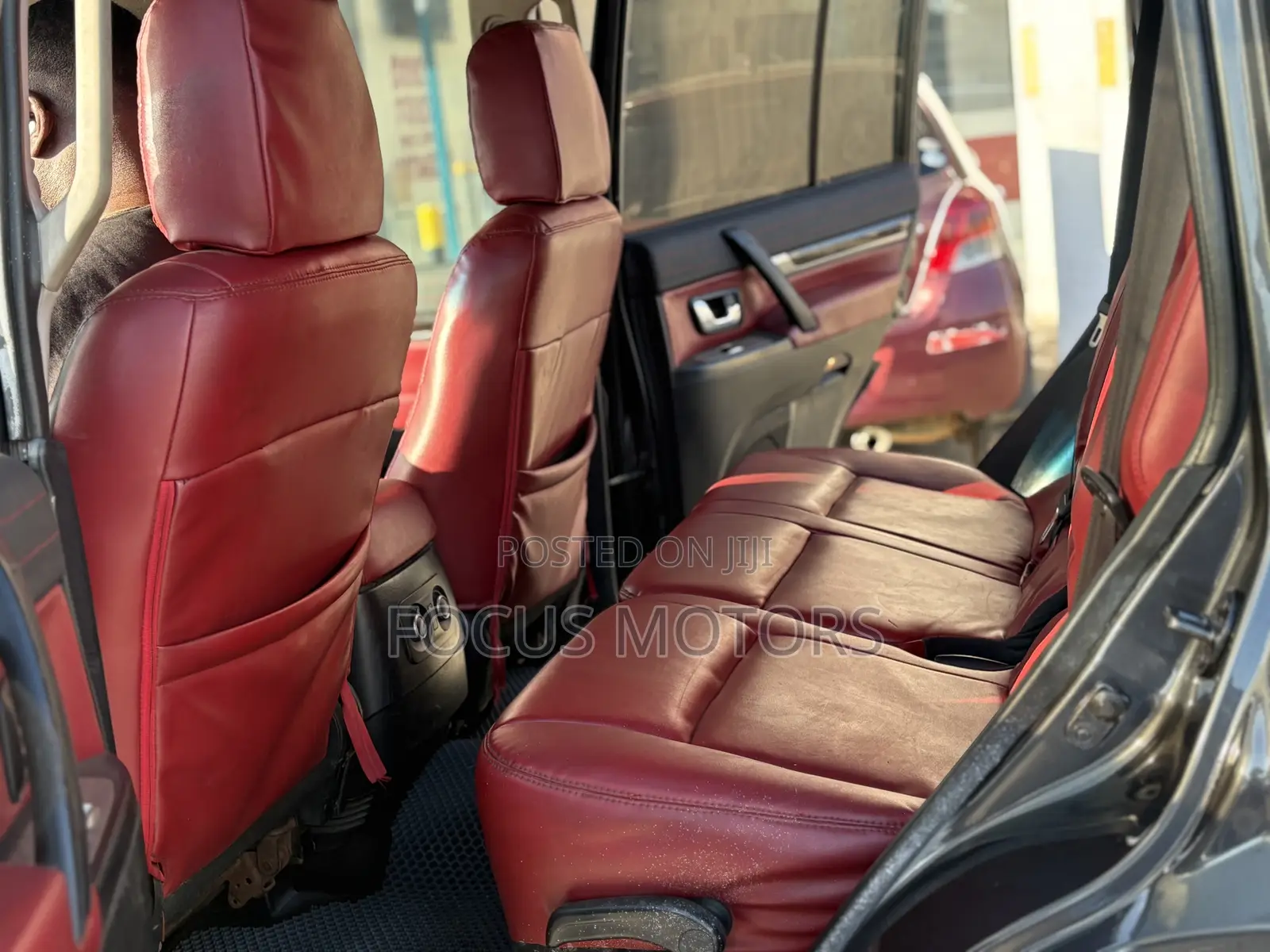 Mitsubishi Pajero 2011 Gray