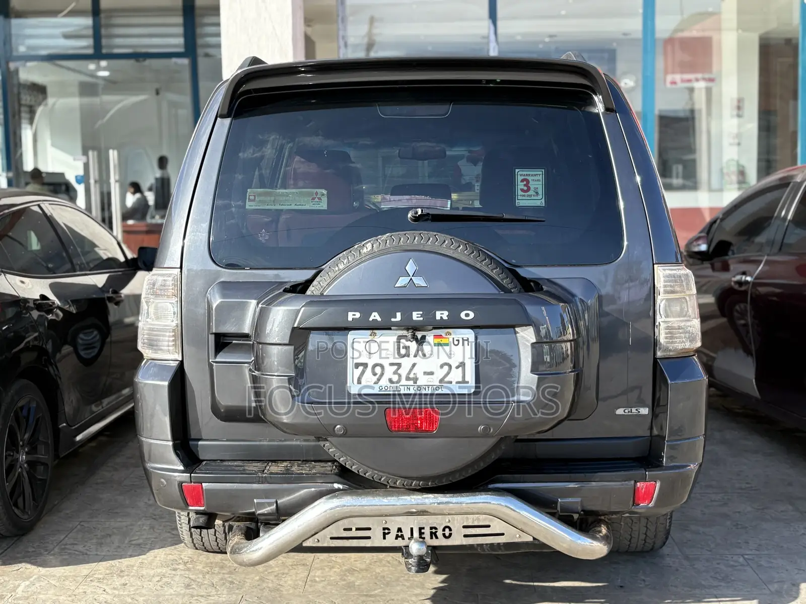Mitsubishi Pajero 2011 Gray