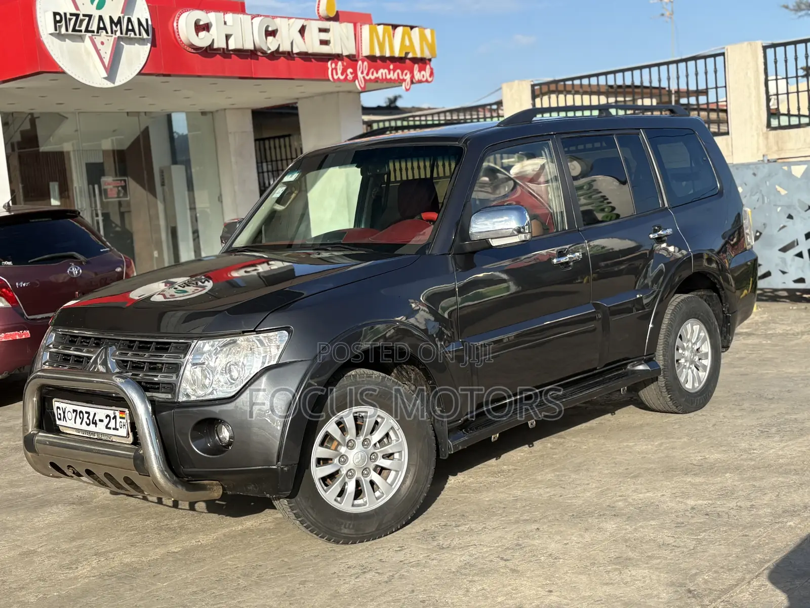 Mitsubishi Pajero 2011 Gray