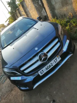 Mercedes-Benz GLA 250 2016 Black