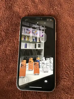 Apple iPhone 11 128 GB Gold