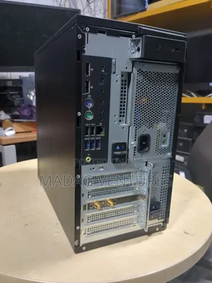 Desktop Computer Dell Precision 3000 16GB Intel Xeon SSD 256GB
