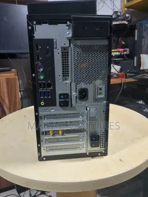 Desktop Computer Dell Precision 3000 16GB Intel Xeon SSD 256GB
