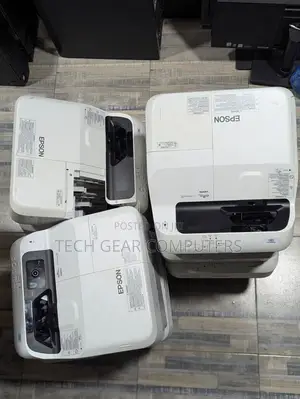 Epson EB-695Wi LCD PROJECTOR WXGA 3500