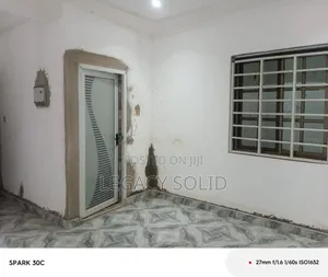 1bdrm Apartment in Legacy Solid Real, New Town for rent