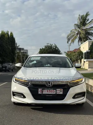 Honda Accord Touring 2018 White