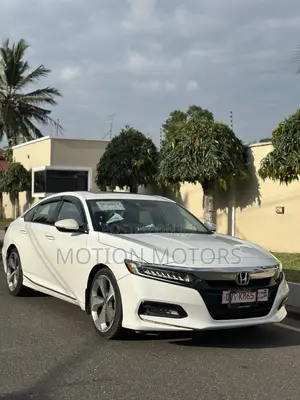 Honda Accord Touring 2018 White