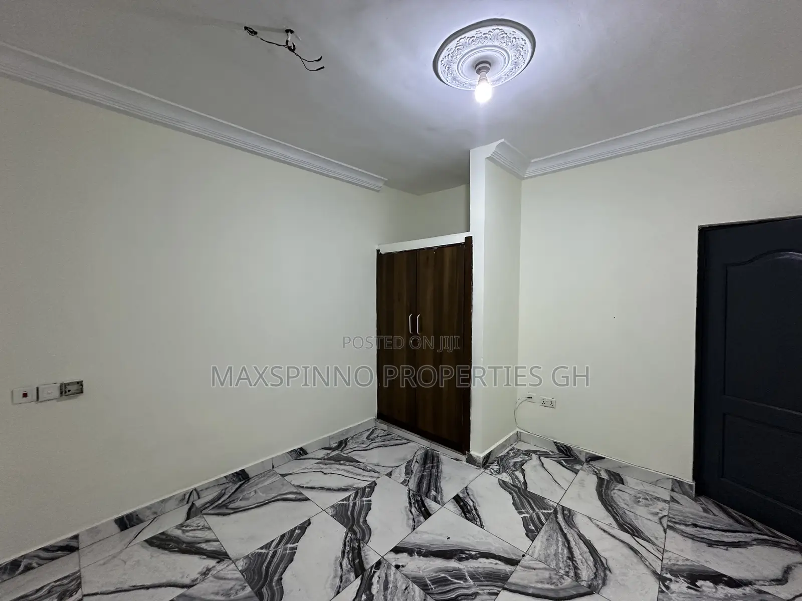 2bdrm Apartment in Maxspinno Properties, Zongo Junction for rent