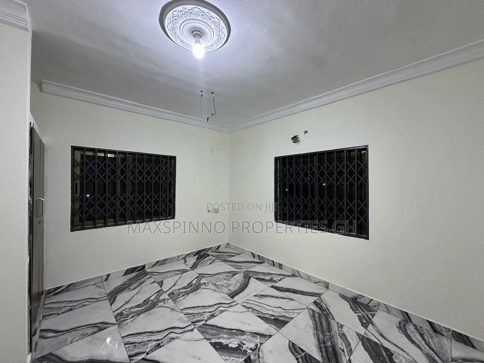 2bdrm Apartment in Maxspinno Properties, Zongo Junction for rent