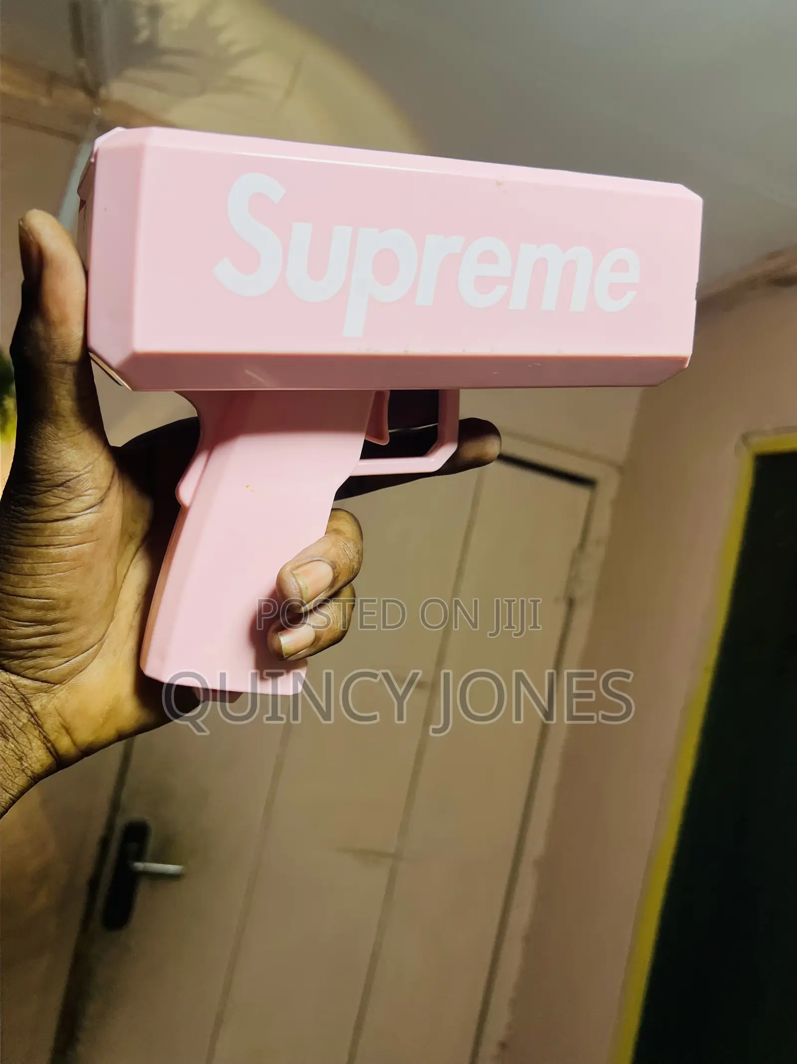 Supreme Money Gun