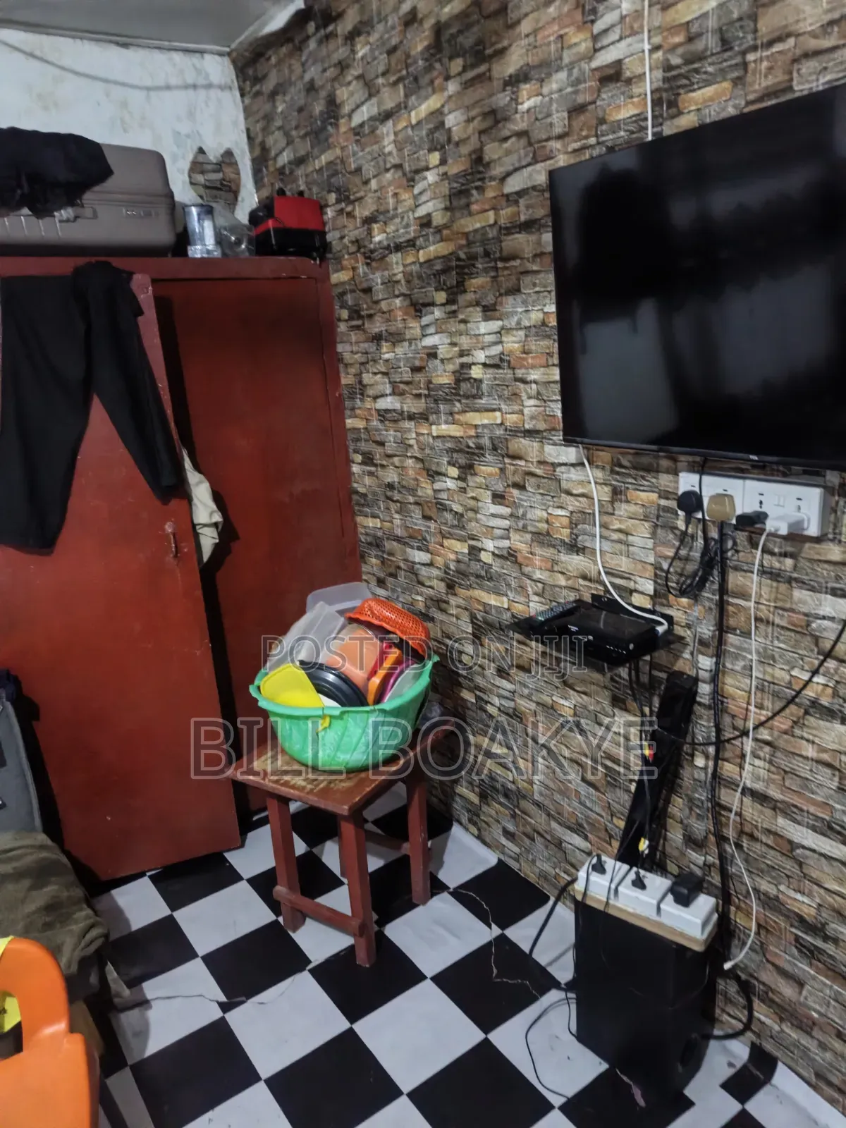 1bdrm Room & Parlour in Abofu 1St Estate for rent