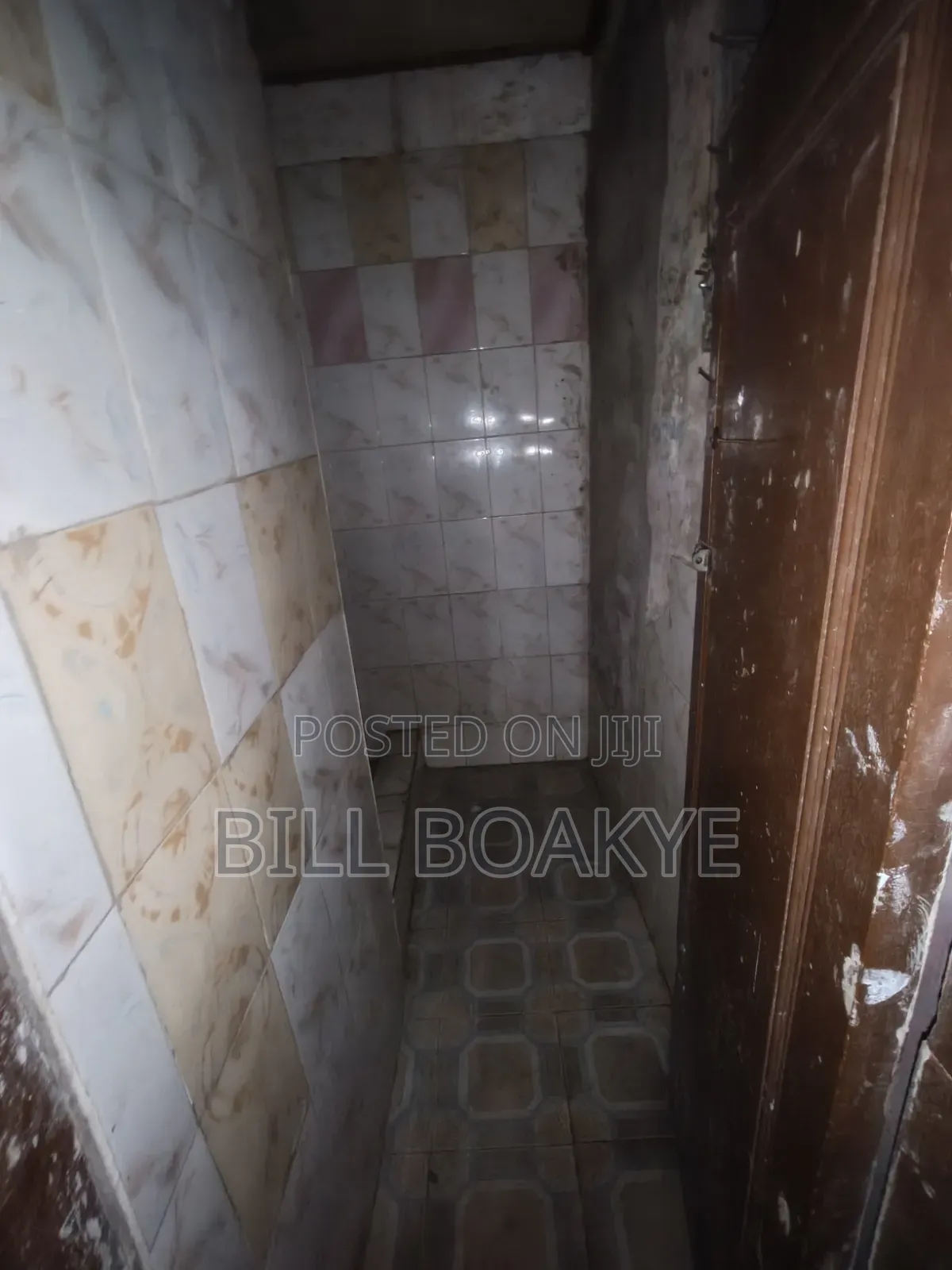 1bdrm Room & Parlour in Abofu 1St Estate for rent