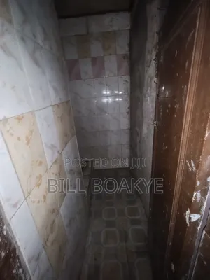 1bdrm Room & Parlour in Abofu 1St Estate for rent