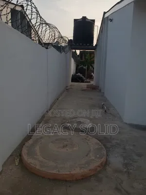 2bdrm House in Legacy Solid Real, New Town for rent
