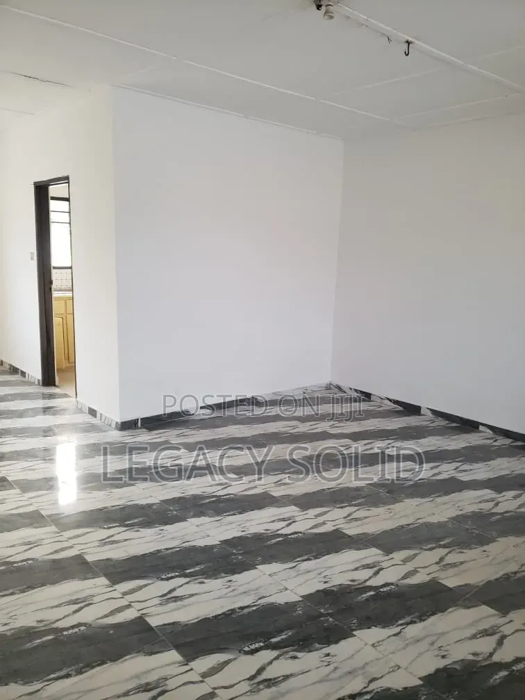2bdrm House in Legacy Solid Real, New Town for rent