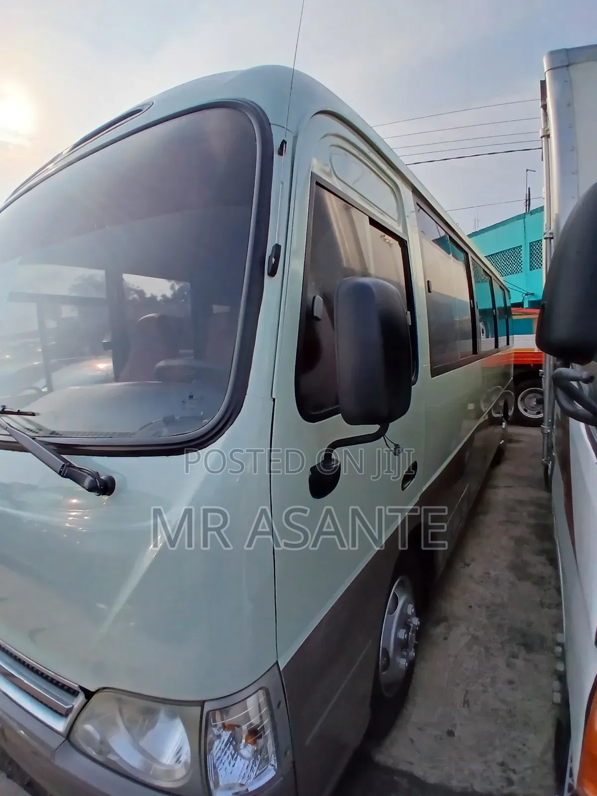 Hyundai County 2015 Grey