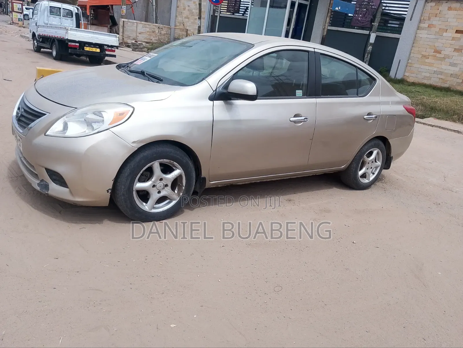 Nissan Versa 2014