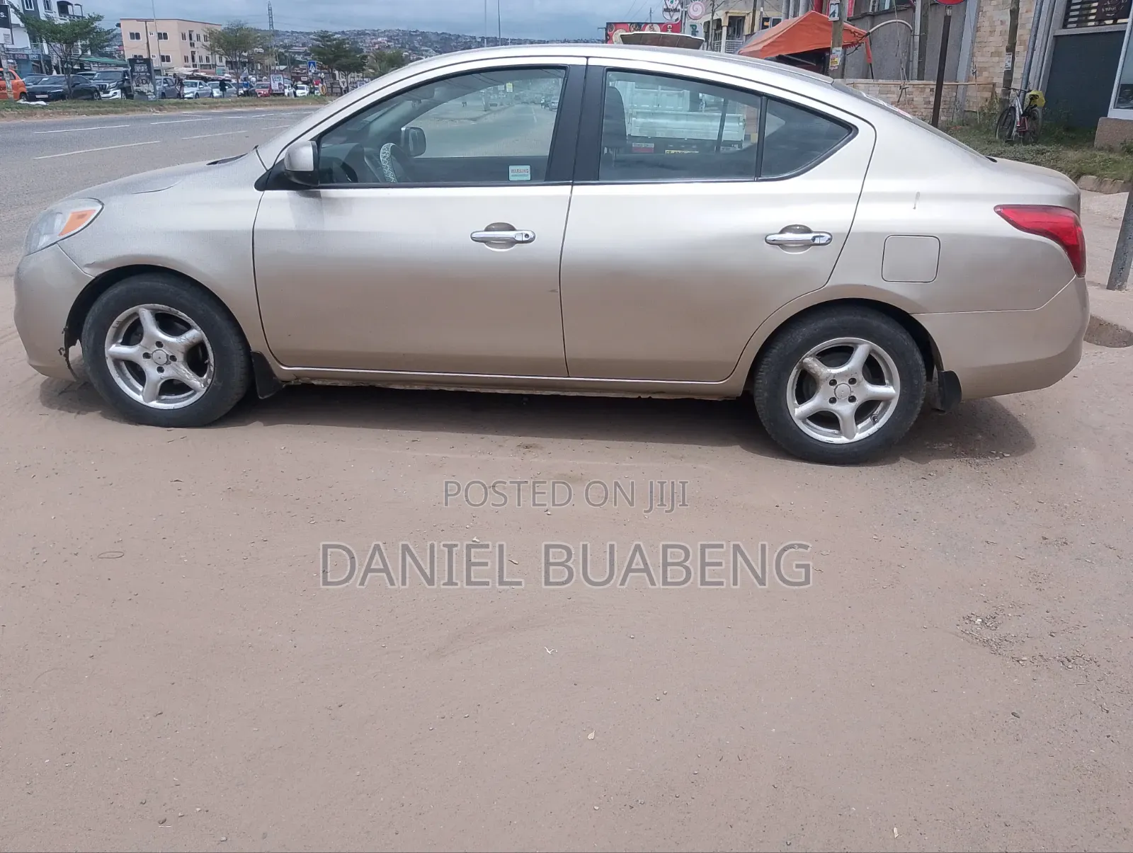 Nissan Versa 2014
