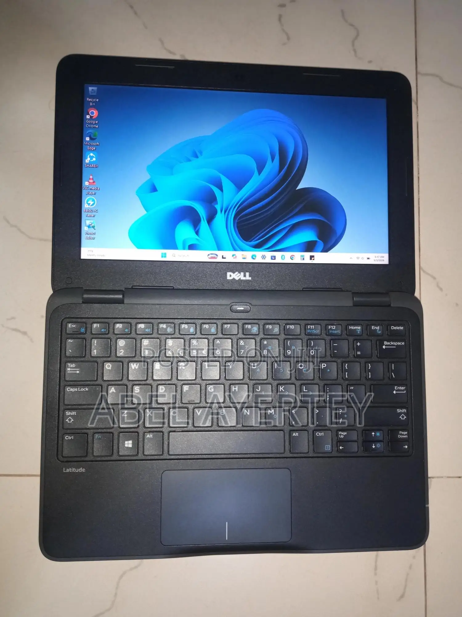 Laptop Dell Latitude 3180 4GB Intel SSD 128GB