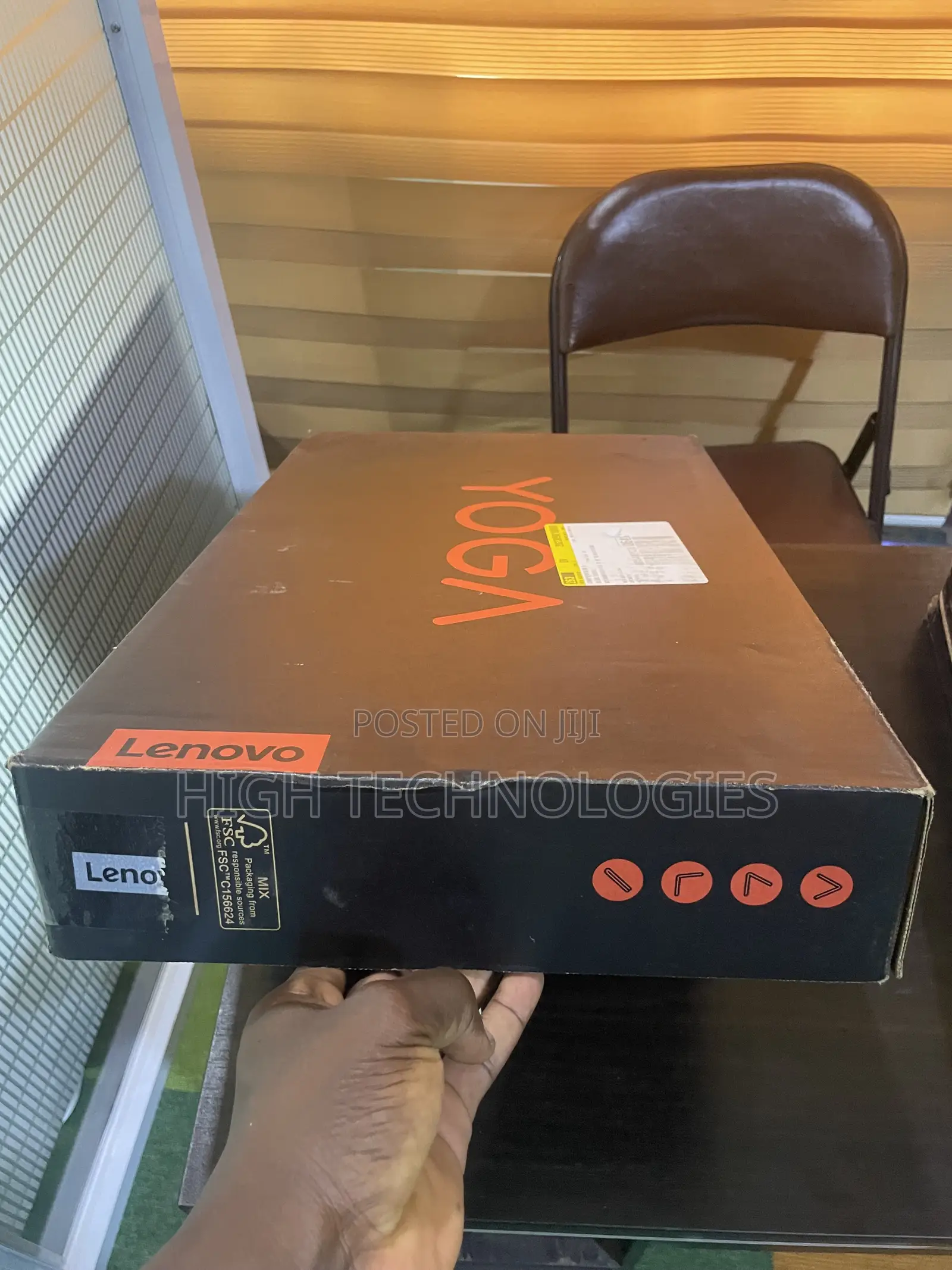 New Laptop Lenovo Yoga 7i 8GB Intel Core i5 SSD 512GB