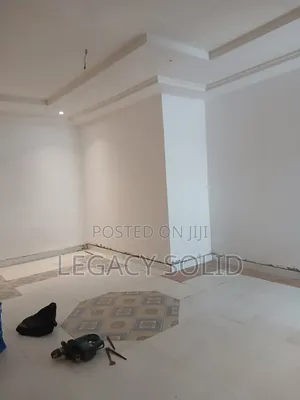 1bdrm Apartment in Legacy Solid Real, New Town for rent
