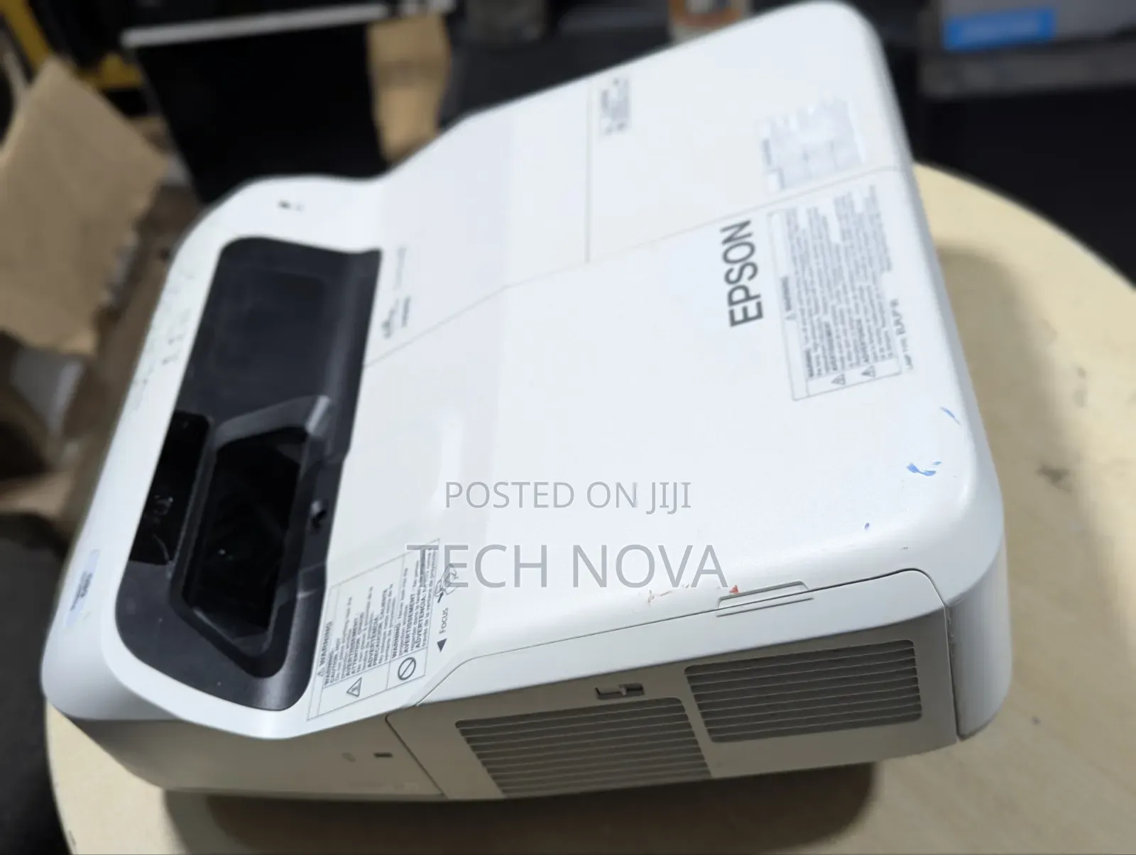 Epson EB-685Wi Ultra Short Interactive Projector