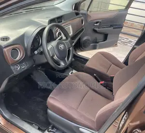 Toyota Vitz 1.5 FWD 3dr 2012 Brown