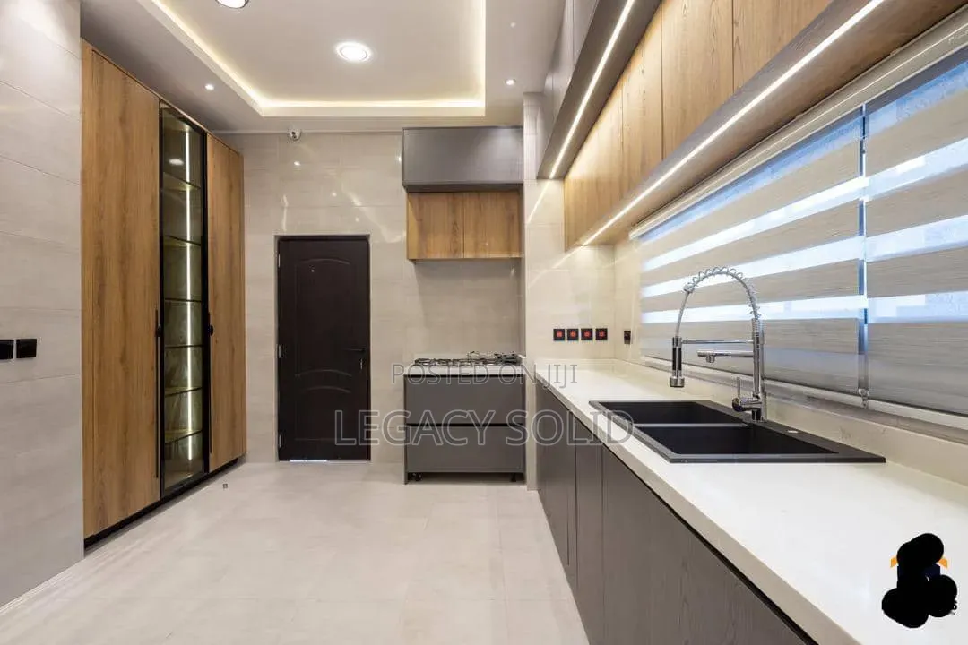4bdrm Duplex in Legacy Solid Real, Coca Cola for sale