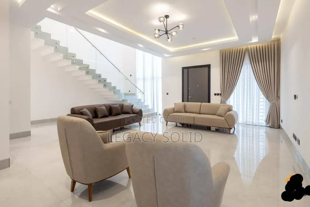 4bdrm Duplex in Legacy Solid Real, Coca Cola for sale