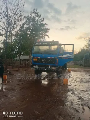 Mercedes Benz Truck 4×4