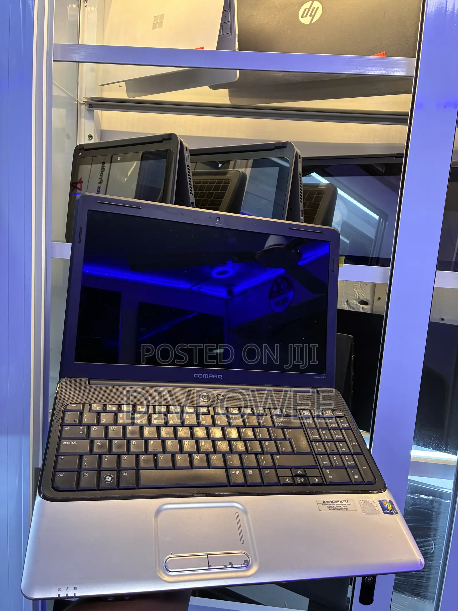Laptop Compaq Presario CQ60 4GB Intel Pentium HDD 320GB