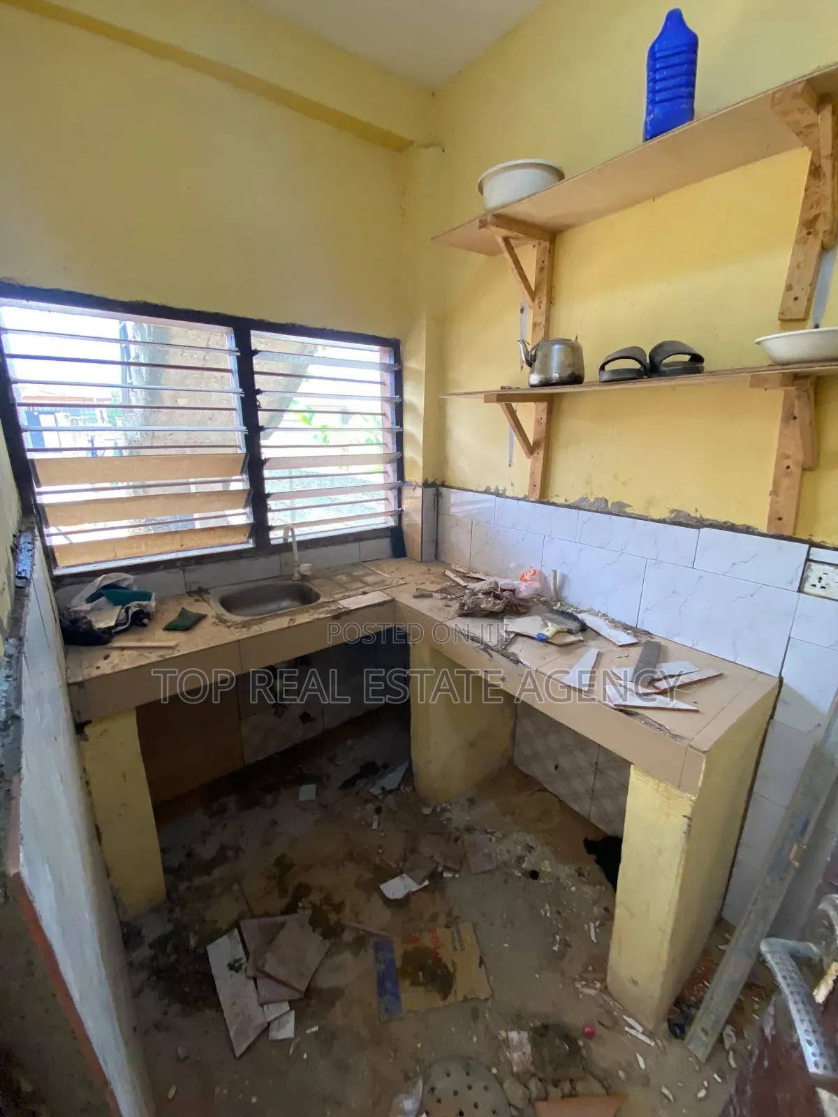 1bdrm Apartment in Pokuase Ayawaso for rent
