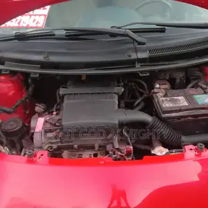 Toyota Vitz 2010 Red