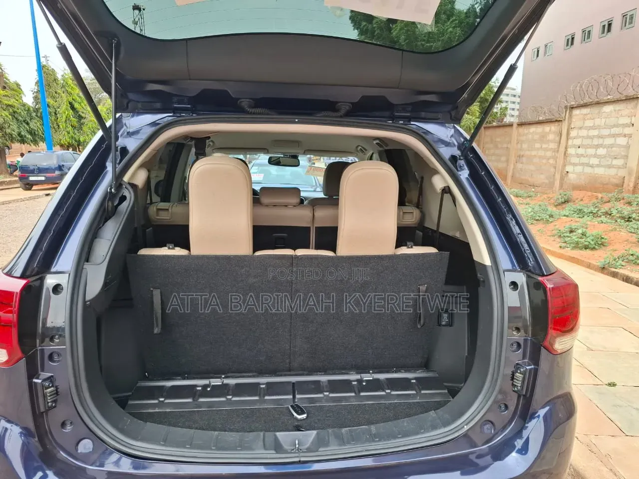 Mitsubishi Outlander 2018 Blue