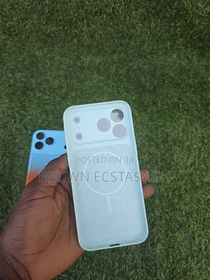 iPhone 17/18 Pro and Pro Max Two Toned Breathable Case