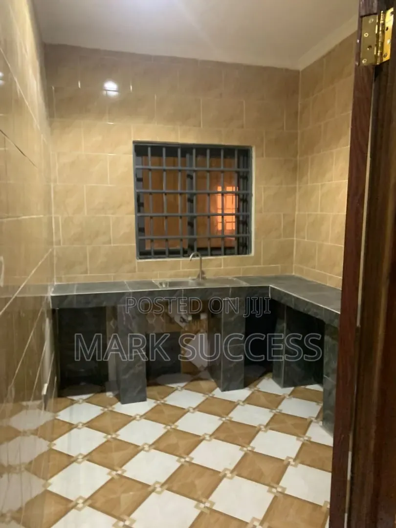 1bdrm Apartment in Toll Booth for rent