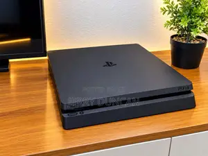 PlayStation 4 Slim