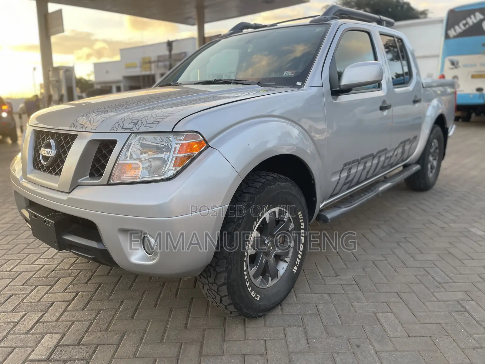 Nissan Frontier 2021 Silver