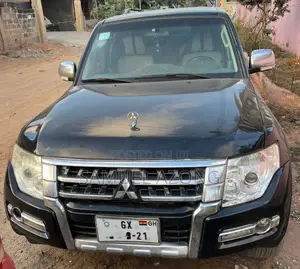 Mitsubishi Pajero V90 2.8 GLS/GLX 2017 Black