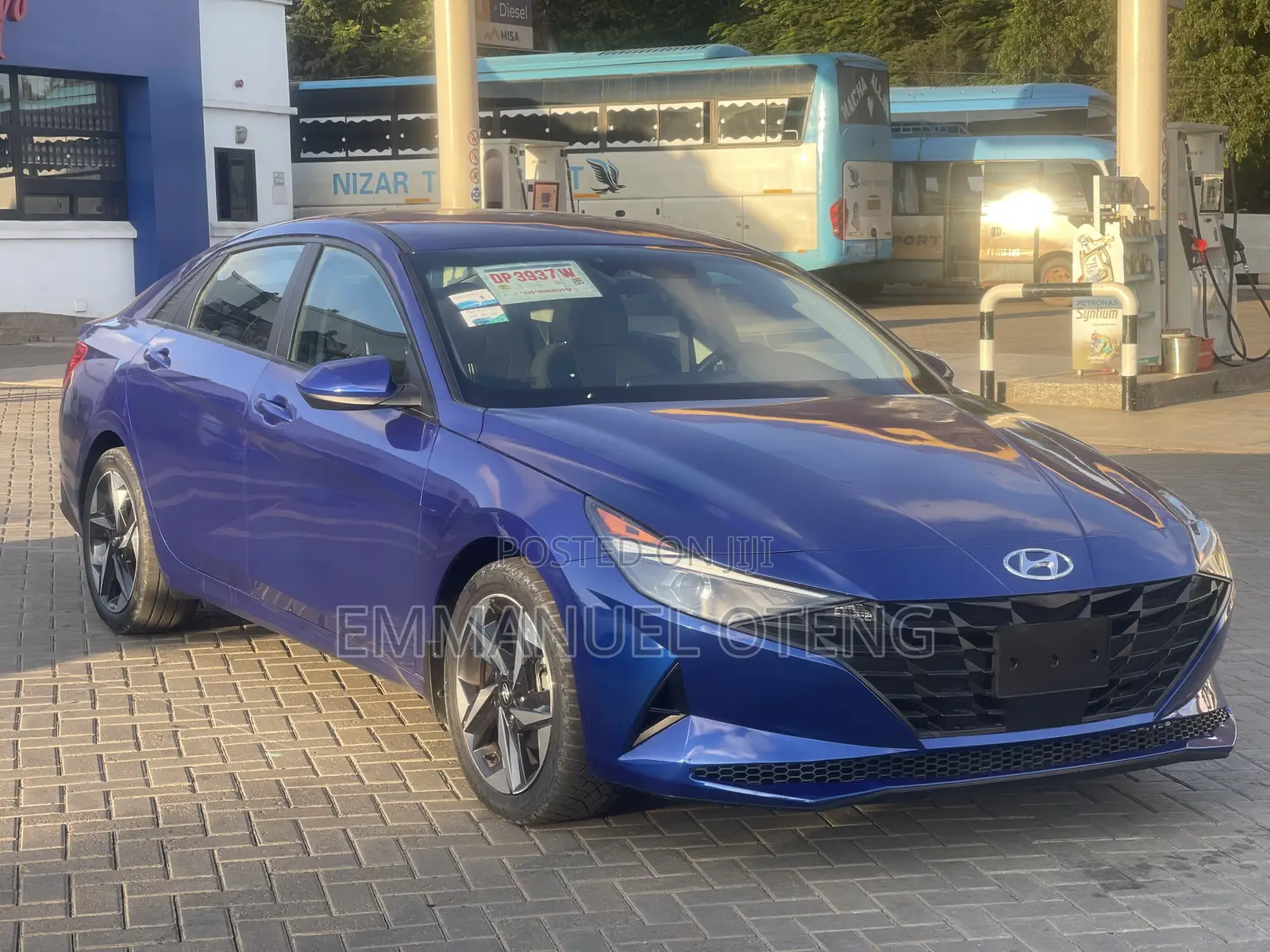 Hyundai Elantra 2023 Blue