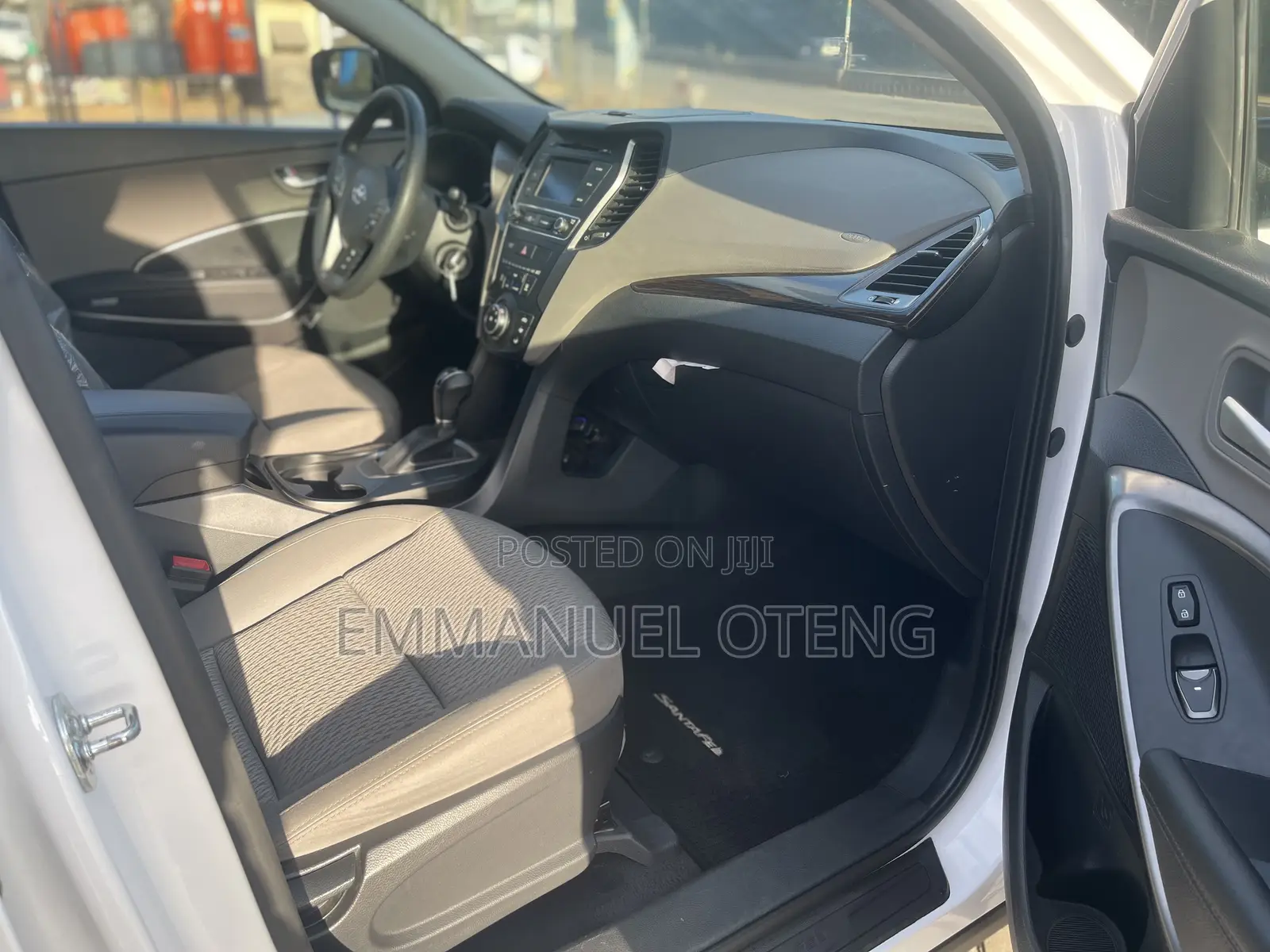 Hyundai Santa Fe 2018 White