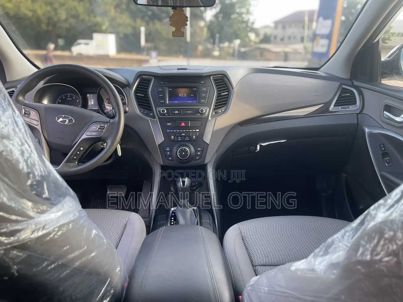 Hyundai Santa Fe 2018 White